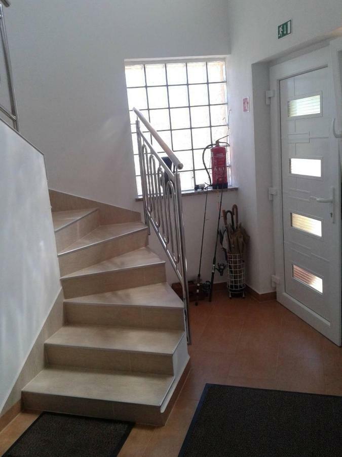 Apartment Mit- Mir Fondole Ngoại thất bức ảnh