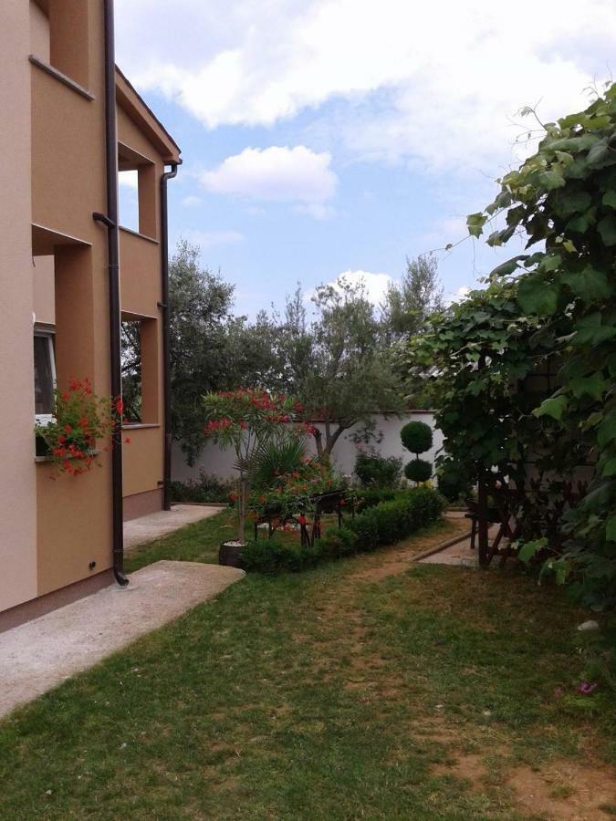 Apartment Mit- Mir Fondole Ngoại thất bức ảnh