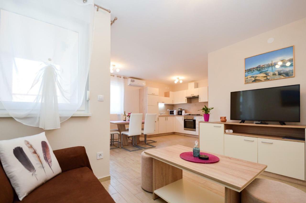 Apartment Mit- Mir Fondole Ngoại thất bức ảnh