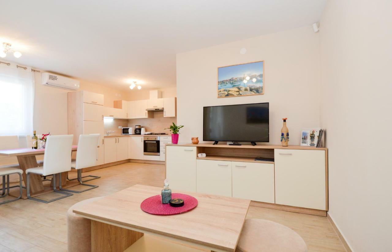 Apartment Mit- Mir Fondole Ngoại thất bức ảnh