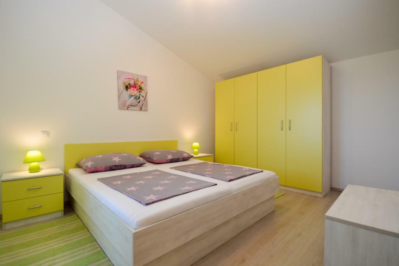 Apartment Mit- Mir Fondole Ngoại thất bức ảnh