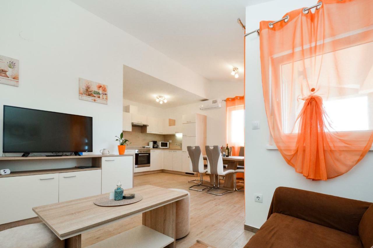 Apartment Mit- Mir Fondole Ngoại thất bức ảnh